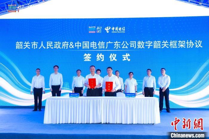 粤港澳大湾区首个大规模全液冷智能算力数据中心率先完工(图1)